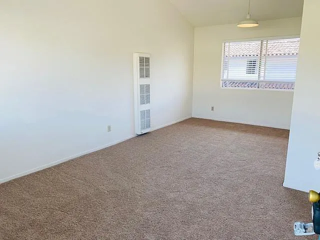 272 Orange Ave #B — Photo 4