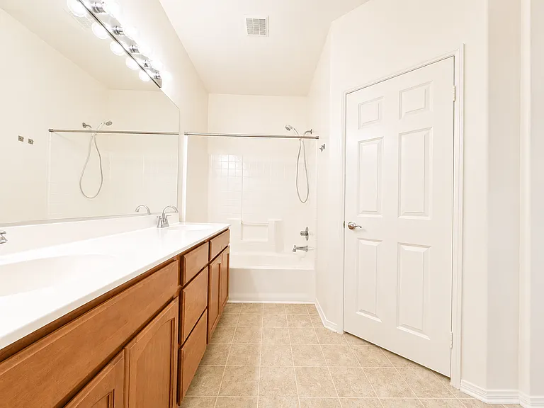 15325 Oak Tree Dr #104 — Photo 15
