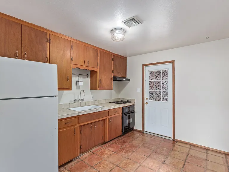 7153 N 57th Dr — Photo 11