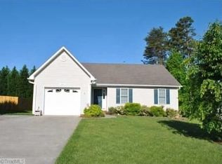 4990 Springhouse Farm Rd, Winston Salem, NC 27107