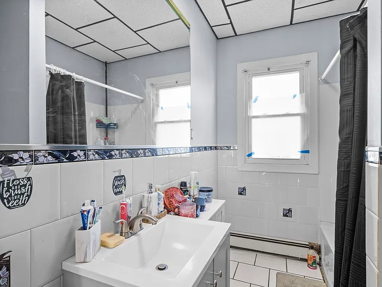 306 Mott St #1 — Photo 12