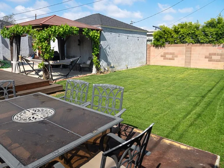 3158 W 152nd Pl — Photo 21
