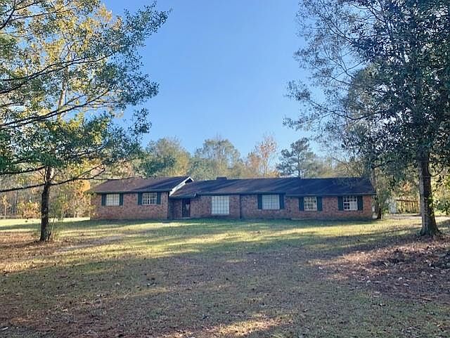 1st image of 110 Horseshoe Ln