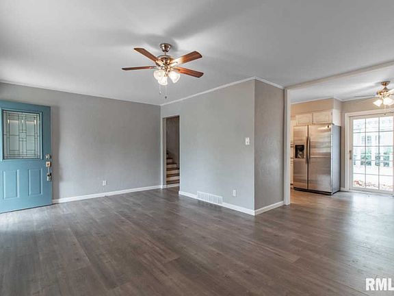 3rd image of 216 N Missouri Ave