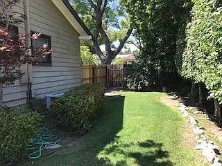 690 N 1st Ave — Photo 24