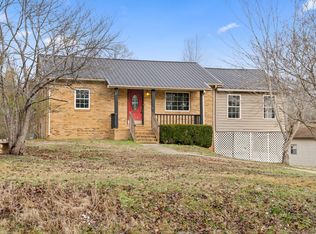 511 Hickman Creek Rd, Dover, TN 37058