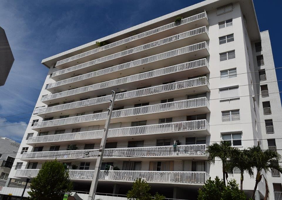 1st image of 401 Ocean Dr APT 1102