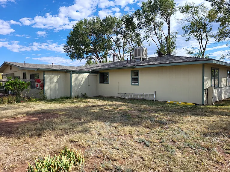 5675 E Burris Ln — Photo 24