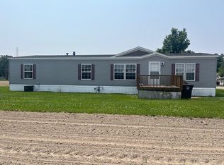 113 Lakewood Manor Trailer Park, Effingham, IL 62401