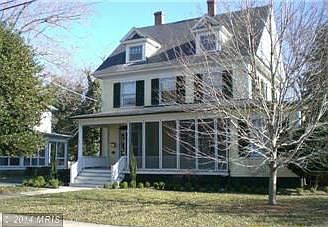 1st image of 310 Oakley St #3