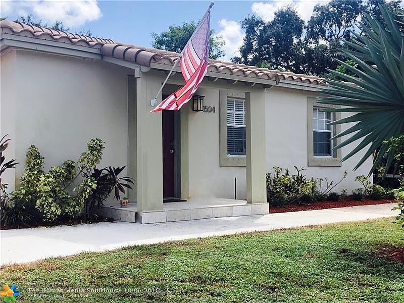 1st image of 1504 NW 3rd Ave