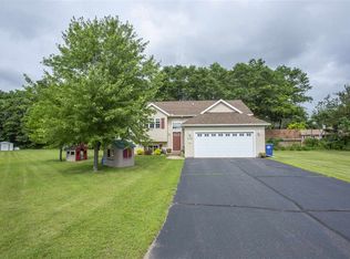 2130 Victor Ln, Kronenwetter, WI 54455