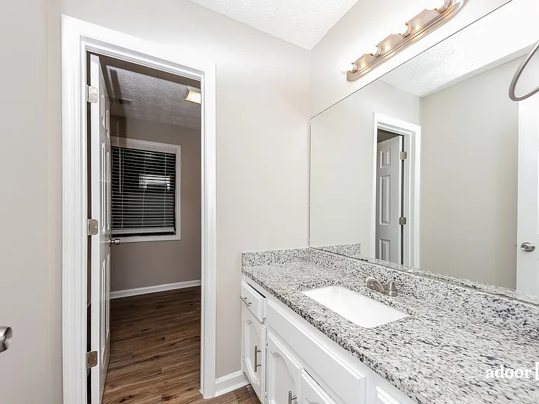 3108 Goldenrod Ln SW — Photo 14