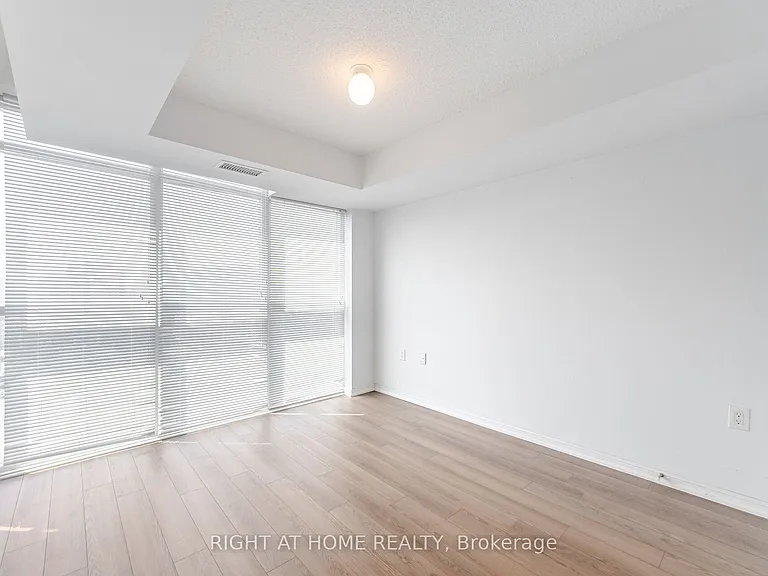 125 Western Battery Rd #1112 — Photo 23