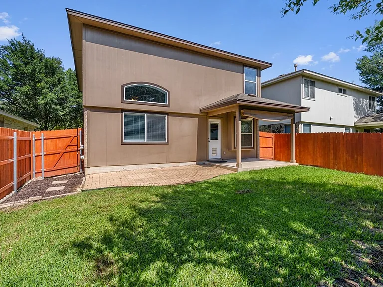 11502 Johnny Weismuller Ln — Photo 32