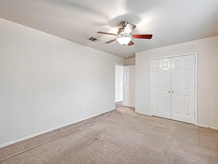 7910 Raven Creek Ln — Photo 23
