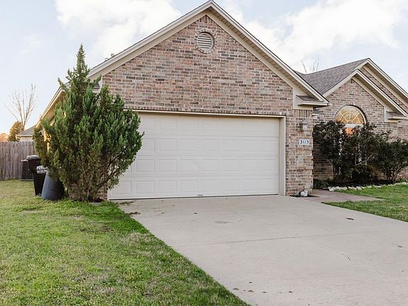 4th image of 3113 Longmeadow Dr
