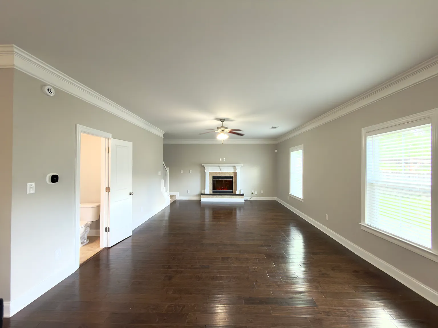 4 bed, 2319 sqft, $2,075 — Photo 4