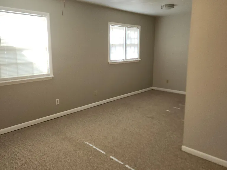 325 Ashlawn Dr #2 — Photo 14