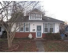 112 Forest Ave photo 1