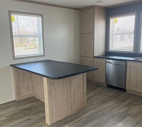 4th image of 1841 Fenway Dr #158