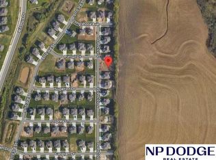 10357 S 102nd St, Papillion, NE 68046