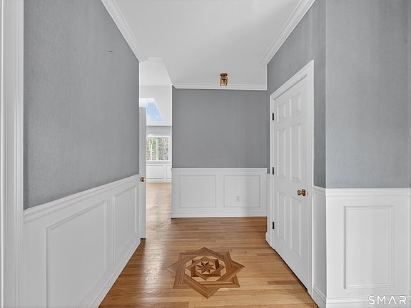 4th image of 724 Strong Road