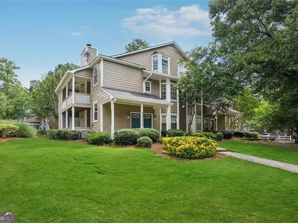 6430 Oakleaf Way, Morrow, GA 30260