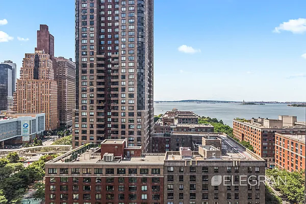 Rented by (Legacy) Elegran | media 18