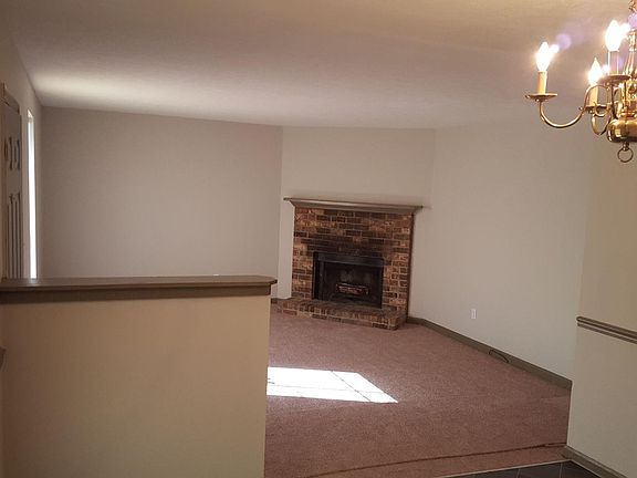 3rd image of 3410 Fawnwood Pl