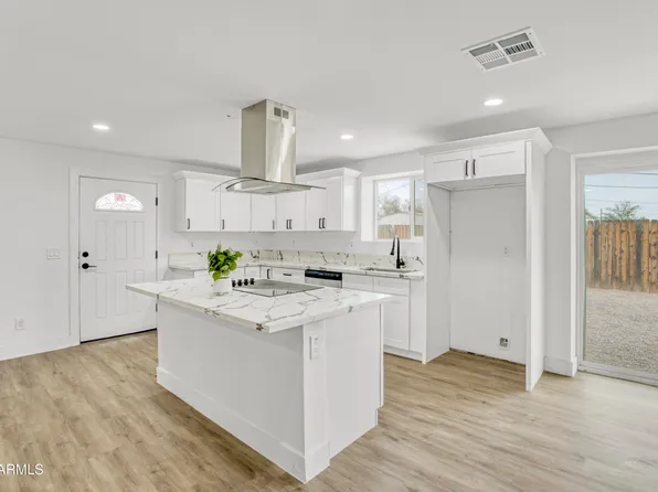 40 W DAVIS Lane, Avondale, AZ 85323