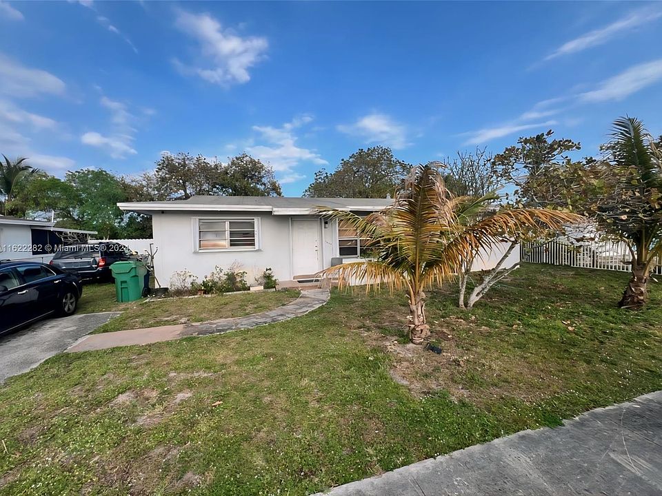 2nd image of 17625 NW 55th Ct