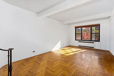 62 Park Terrace West