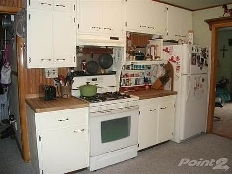 3rd image of 1187 E Cooper Dr