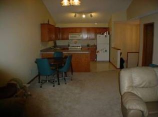 1858 County Highway 10 Spg, Spring Lake Park, MN 55432