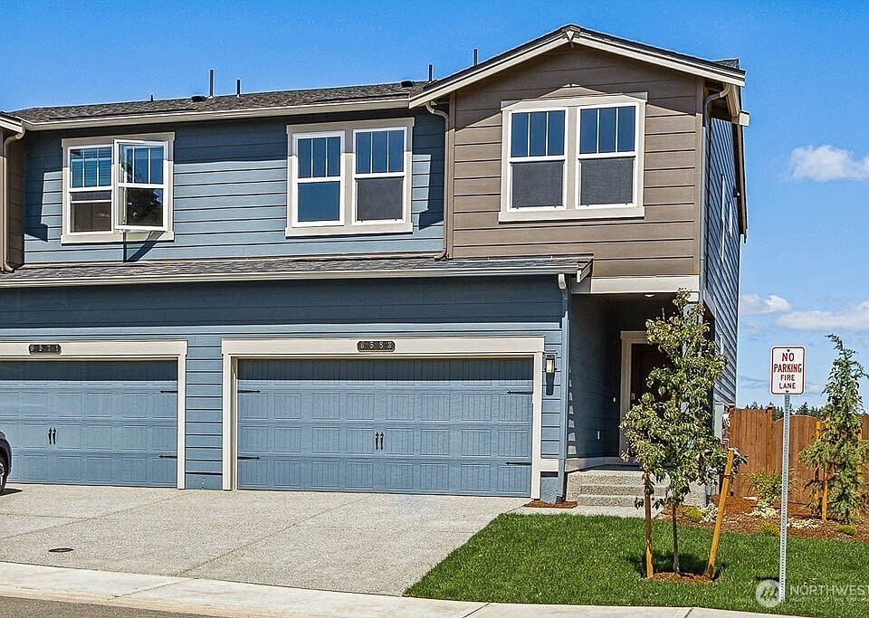 1st image of 6926 Langley Avenue NE #131
