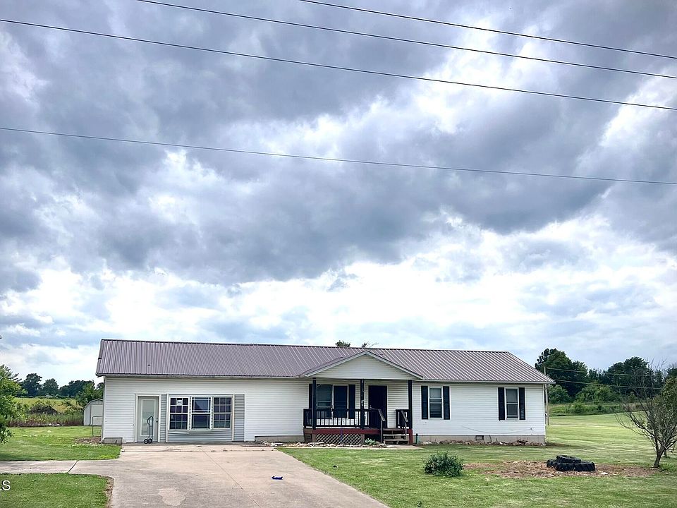 1st image of 323 State Road Ave