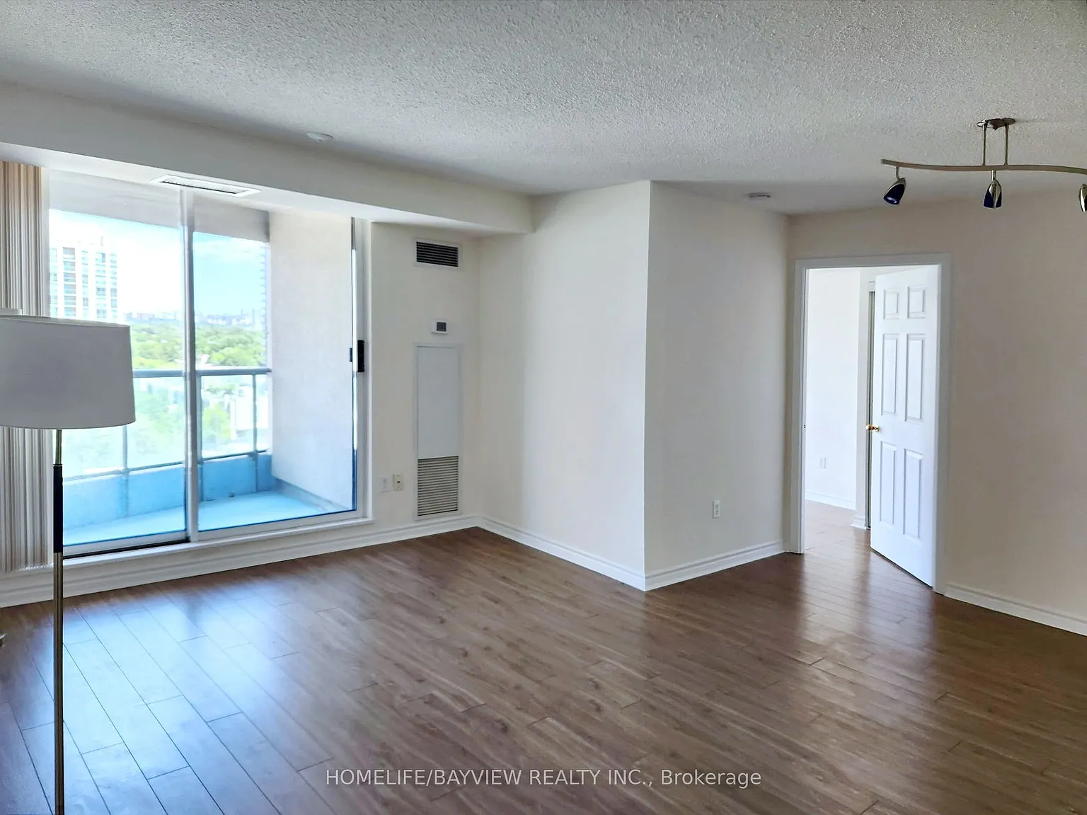 3 bed, $2,800 — Photo 3