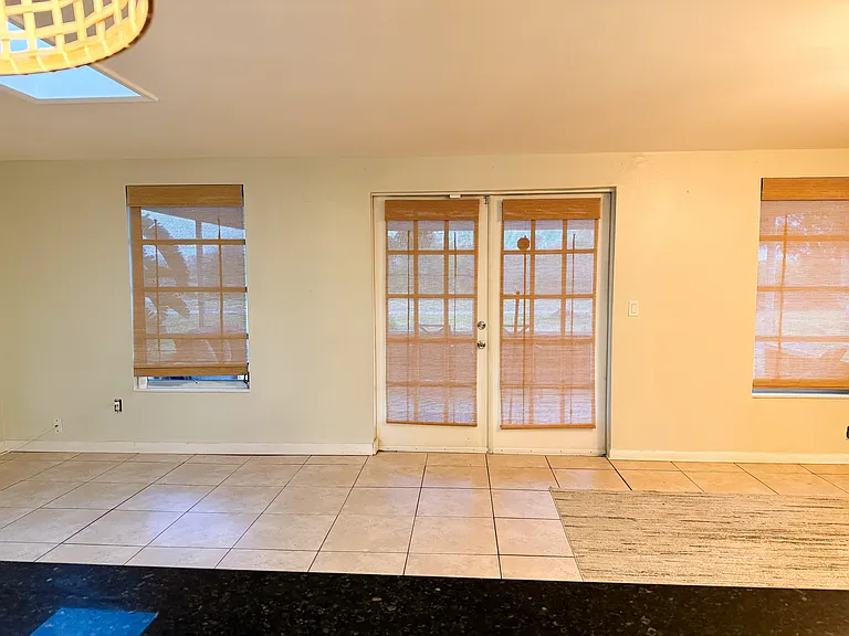 1275 N Old Mill Dr — Photo 8