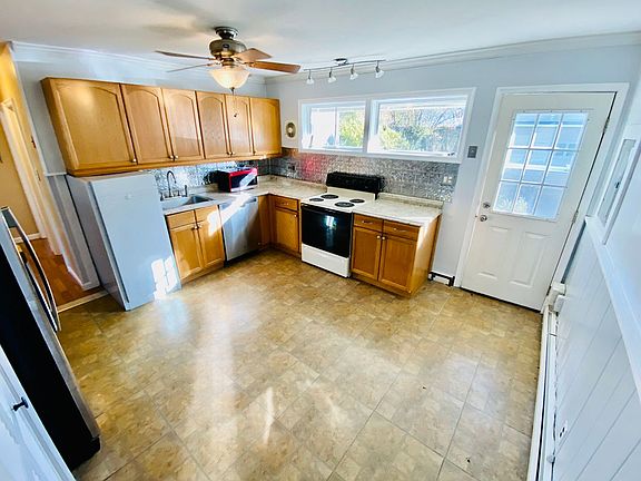 3rd image of 88 Washington Ave
