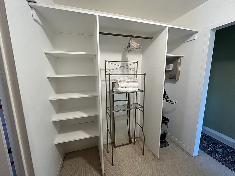 7337 S South Shore Dr — Photo 3