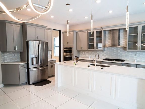 2nd image of 8665 E Baypoint Cir