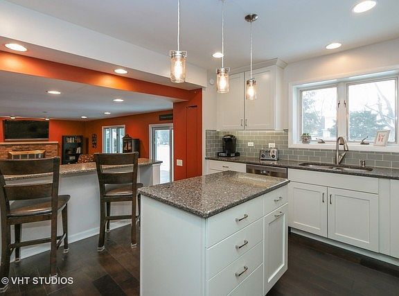 4th image of 38 Laurie Ct