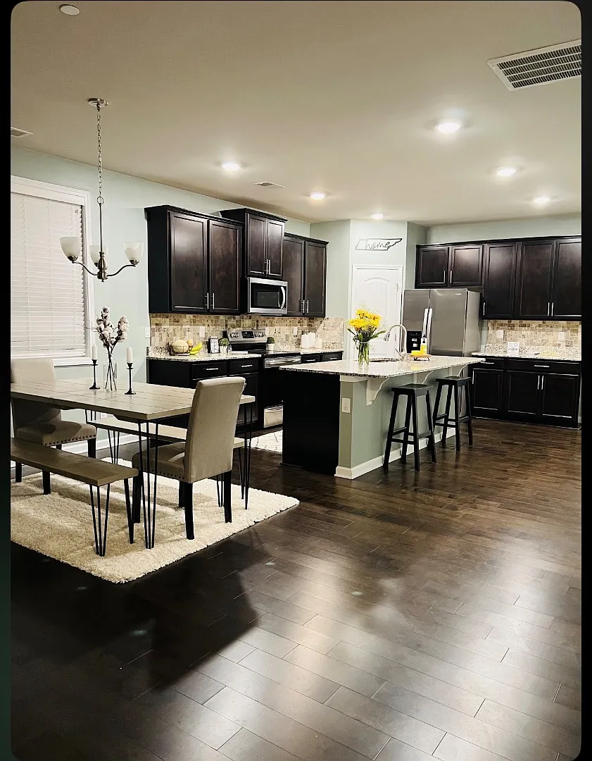 Unit Photo - 410 Prestige Ct