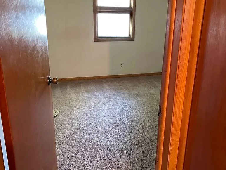 803 Wertz Ave SW — Photo 3