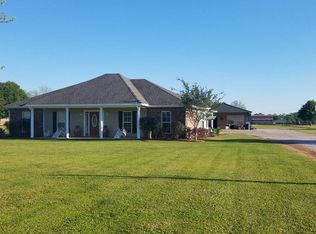 2060 Highway 107 S, Plaucheville, LA 71327
