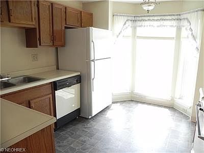 4th image of 200 Fox Hollow Dr APT 308