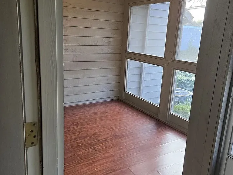 3046 Laurel Springs Dr — Photo 9