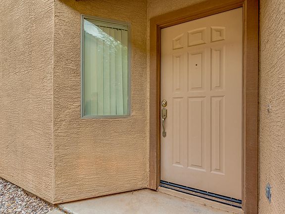 4th image of 294 W Jersey Way