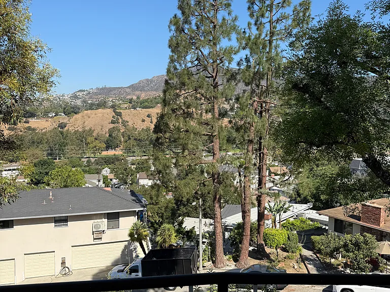 1860 Verdugo Loma Dr #D — Photo 20